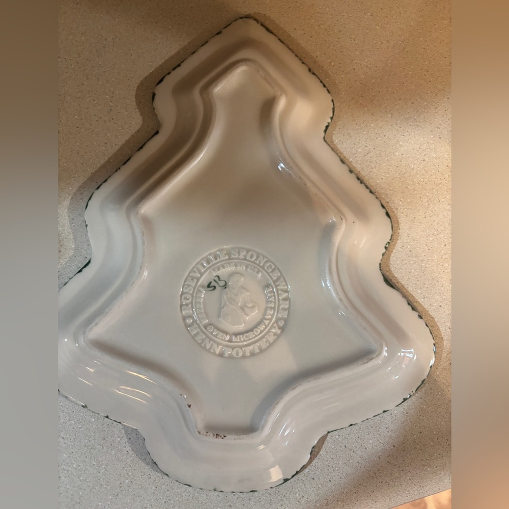 Roseville Spongeware Green and White Holiday Tree-Shaped Platter - Picture 3 of 3